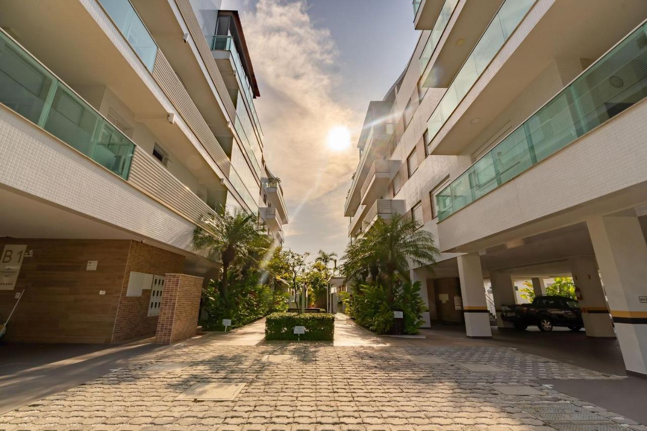 Varandas Do Atlantico - Apartamento Impecavel Em Condo Pe Na Areia Bombinhas Exteriör bild
